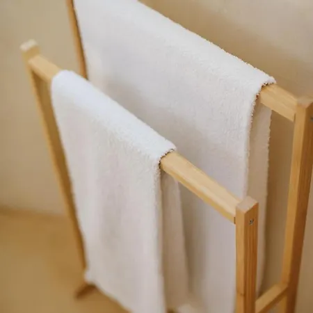 With Private Parking Free Lägenhet