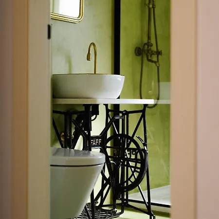 With Private Parking Free Apartman