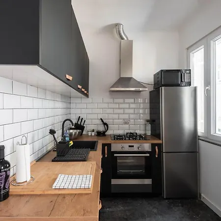 With Private Parking Free Appartement *