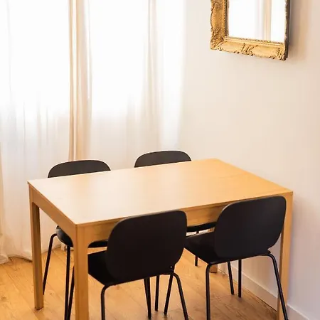 With Private Parking Free Appartement